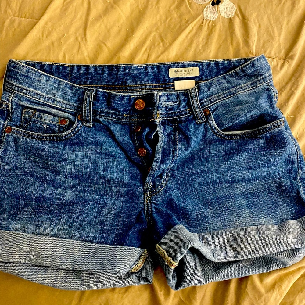 H&M boyfriend shorts size 6